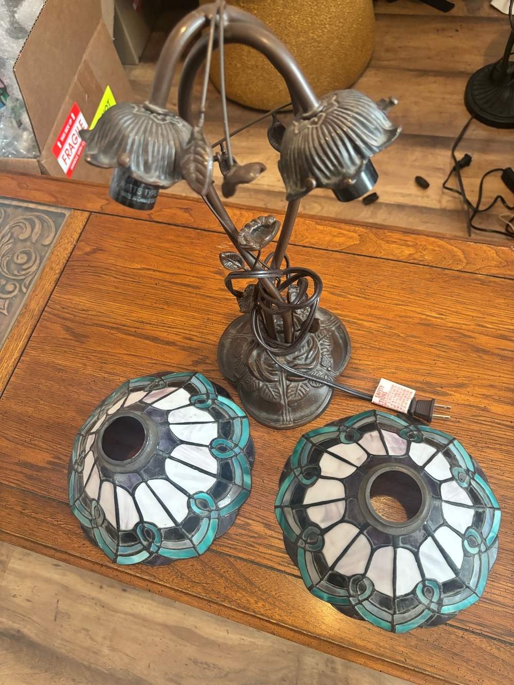 Vintage Tiffany-Style Bronze Table Lamp with Teal and White Stained Glass Shades